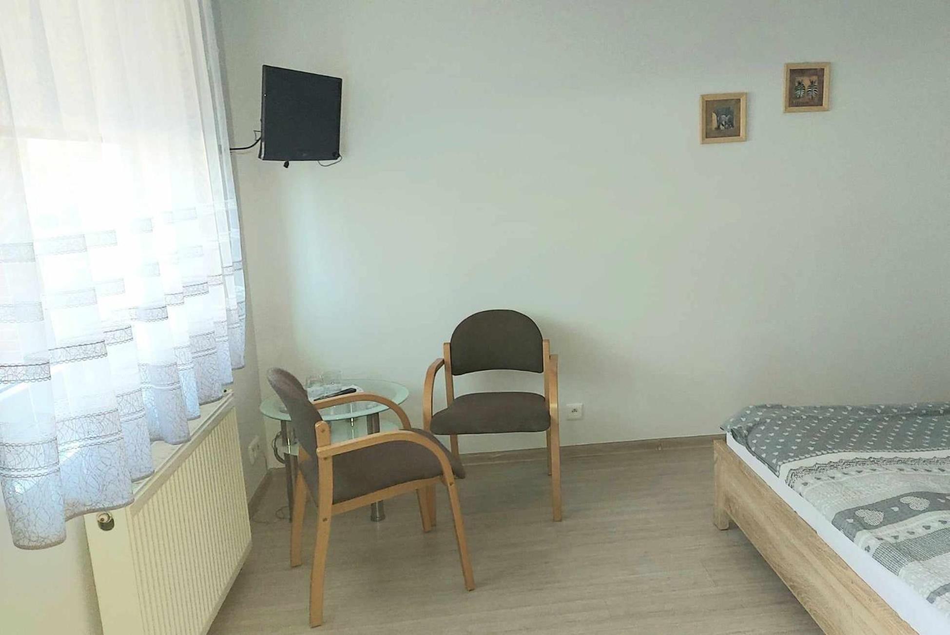 Inter-Bar-Motel Nowe Marzy Εξωτερικό φωτογραφία
