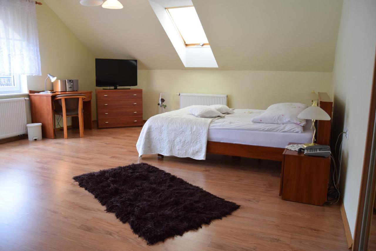 Inter-Bar-Motel Nowe Marzy Εξωτερικό φωτογραφία
