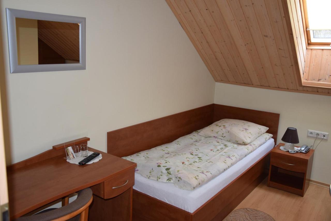 Inter-Bar-Motel Nowe Marzy Εξωτερικό φωτογραφία