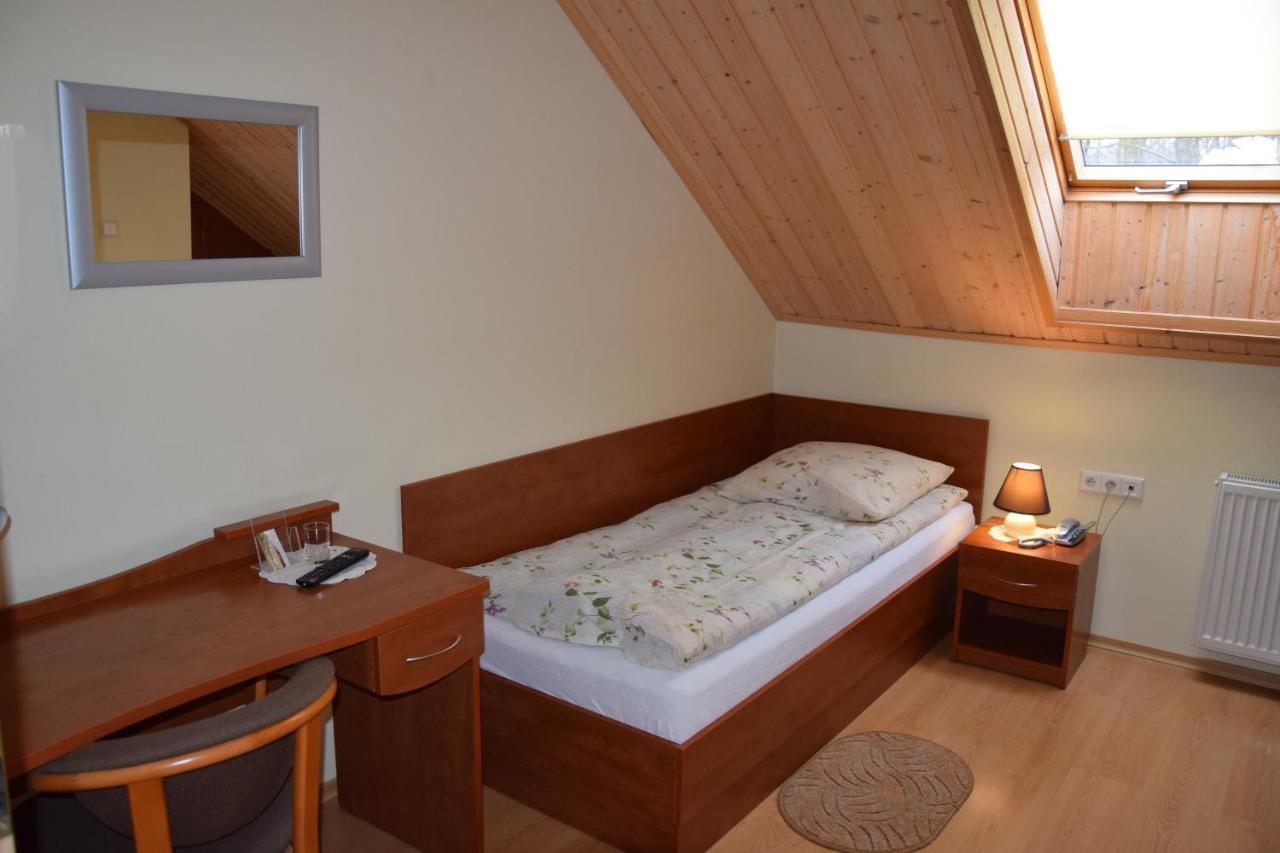 Inter-Bar-Motel Nowe Marzy Εξωτερικό φωτογραφία